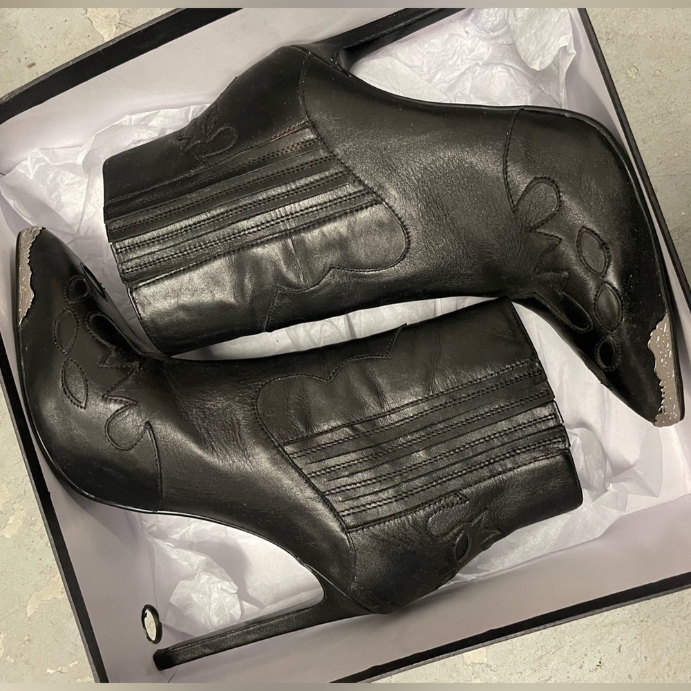 Tony Bianco Filly Boots